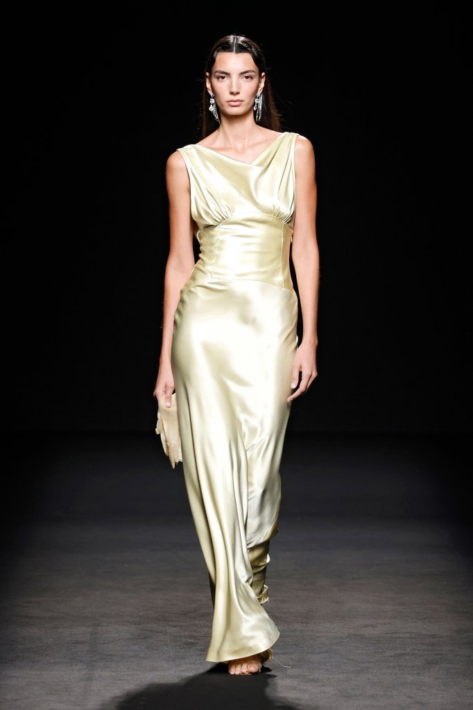 Claro Couture 2026春夏高级成衣秀 - Madrid Spring 2026