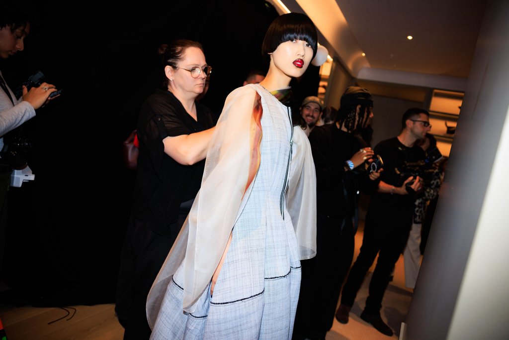 Roksanda 2026春夏高级成衣秀(后台妆容) - London Spring 2026