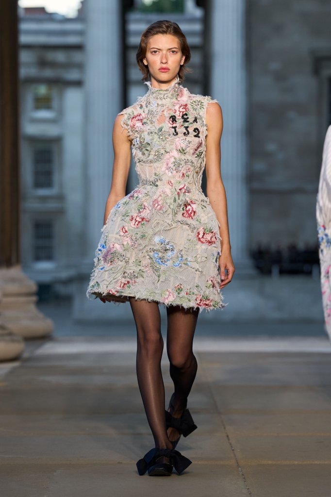 艾尔丹姆 Erdem 2026春夏高级成衣秀 - London Spring 2026