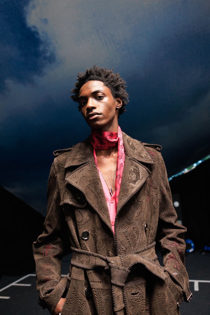 巴宝莉 Burberry 2026春夏高级成衣秀(后台妆容) - London Spring 2026