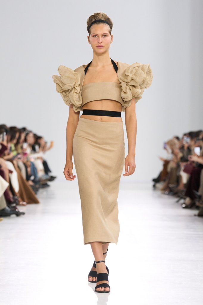 麦丝玛拉 Max Mara 2026春夏高级成衣秀 - Milan Spring 2026