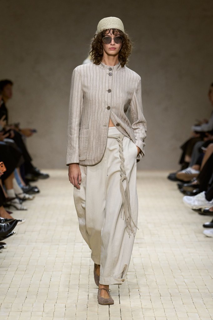 安普里奥·阿玛尼 Emporio Armani 2026春夏高级成衣秀 - Milan Spring 2026