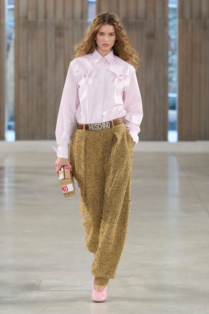 莫斯奇诺 Moschino 2026春夏高级成衣秀 - Milan Spring 2026