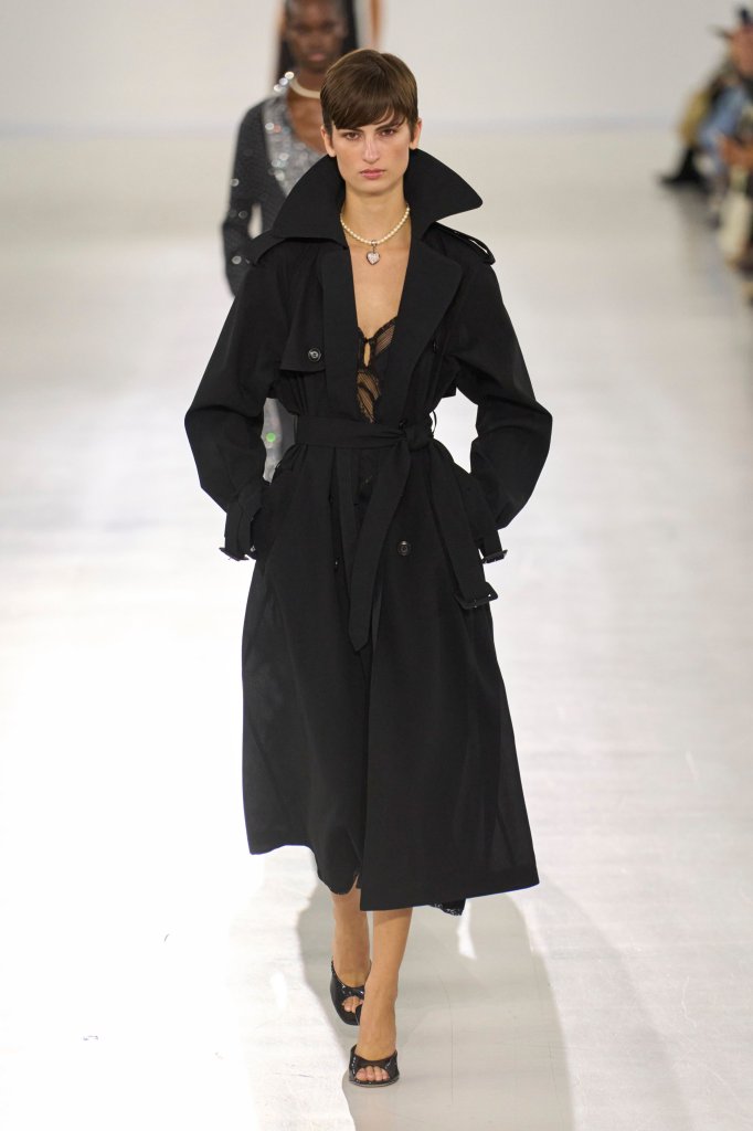 艾尔玛诺&middot;谢尔维诺 Ermanno Scervino 2026春夏高级成衣秀 - Milan Spring 2026