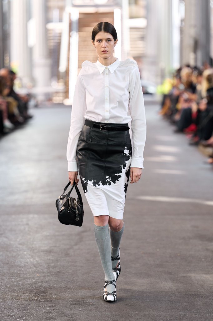 Julie Kegels 2026春夏高级成衣秀 - Paris Spring 2026