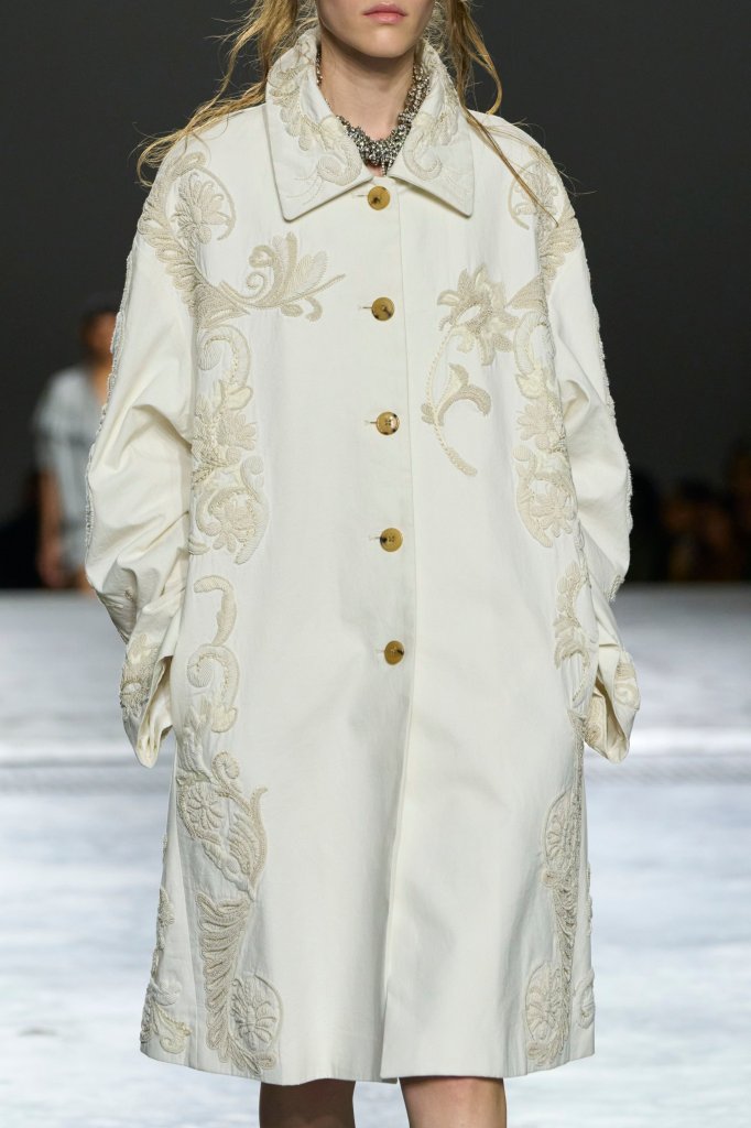 德赖斯·范诺顿 Dries Van Noten 2026春夏高级成衣秀(细节) - Paris Spring 2026