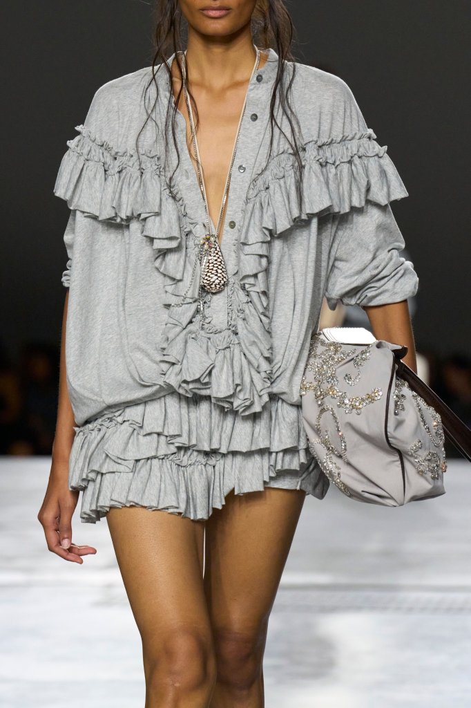 德赖斯·范诺顿 Dries Van Noten 2026春夏高级成衣秀(细节) - Paris Spring 2026