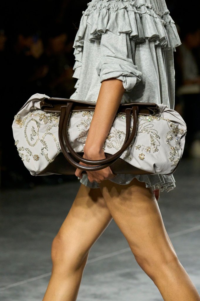 德赖斯·范诺顿 Dries Van Noten 2026春夏高级成衣秀(细节) - Paris Spring 2026