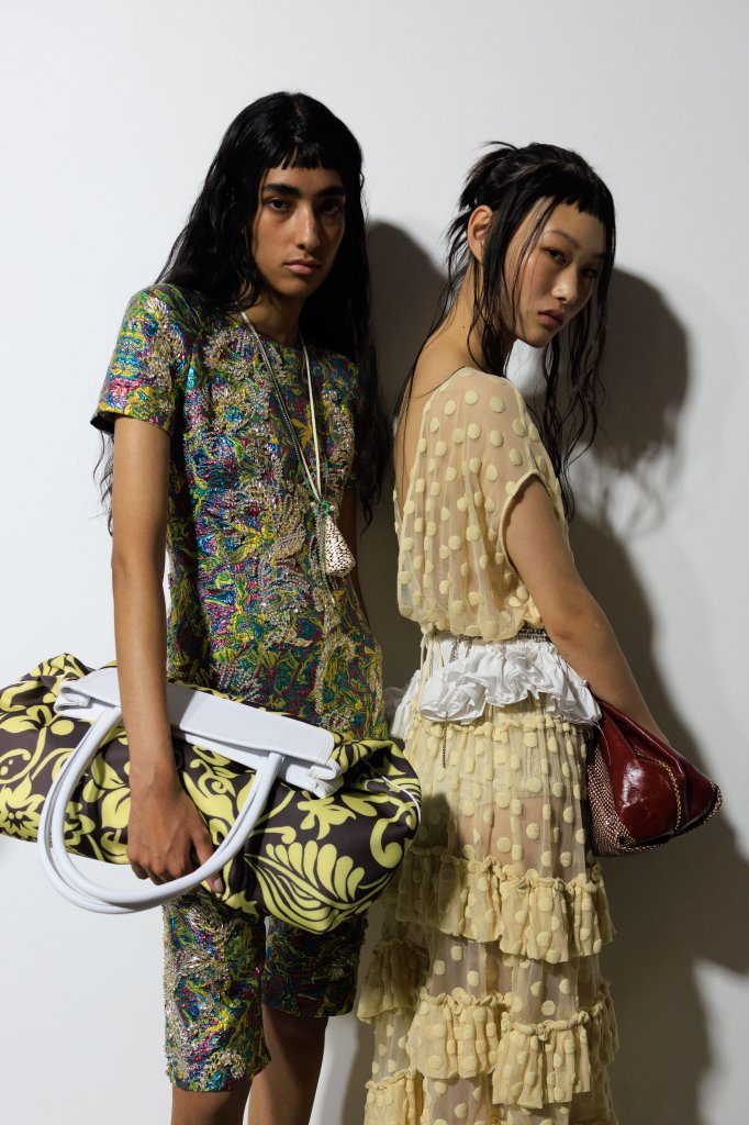 德赖斯·范诺顿 Dries Van Noten 2026春夏高级成衣秀(后台妆容) - Paris Spring 2026