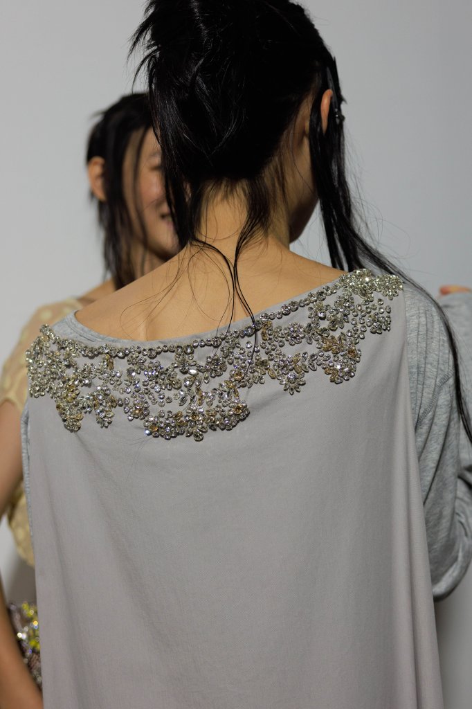 德赖斯·范诺顿 Dries Van Noten 2026春夏高级成衣秀(后台妆容) - Paris Spring 2026