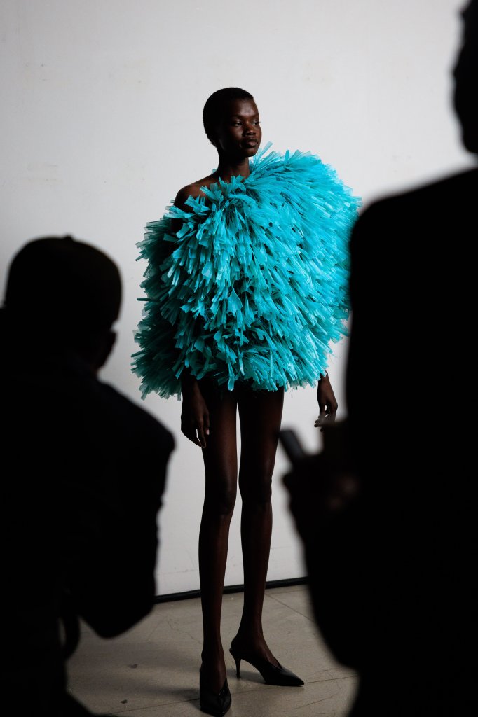 斯特拉·麦卡特尼 Stella McCartney 2026春夏高级成衣秀(后台妆容) - Paris Spring 2026
