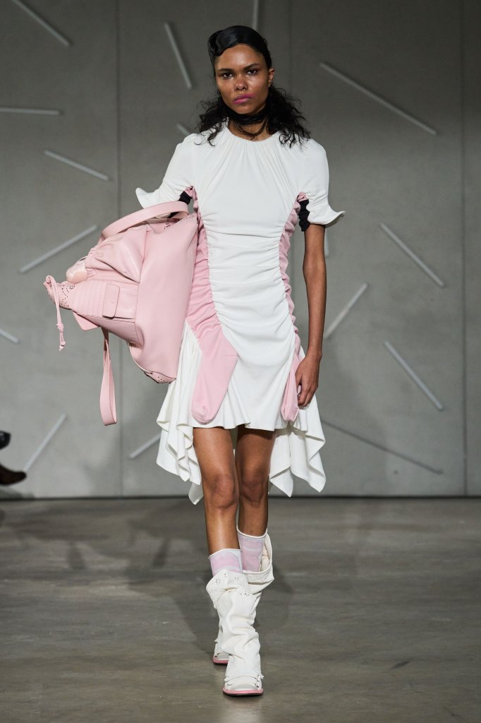 Caroline Hu 2026春夏高级成衣秀 - Paris Spring 2026