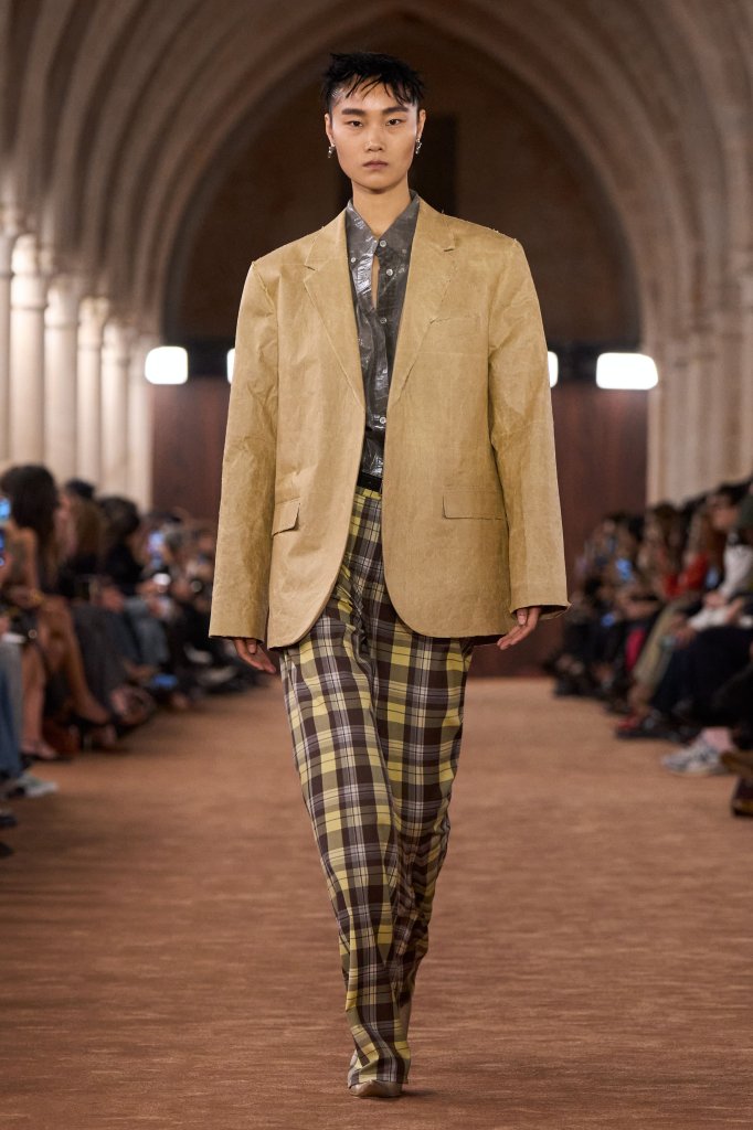 艾克妮 Acne Studios 2026春夏高级成衣秀 - Paris Spring 2026