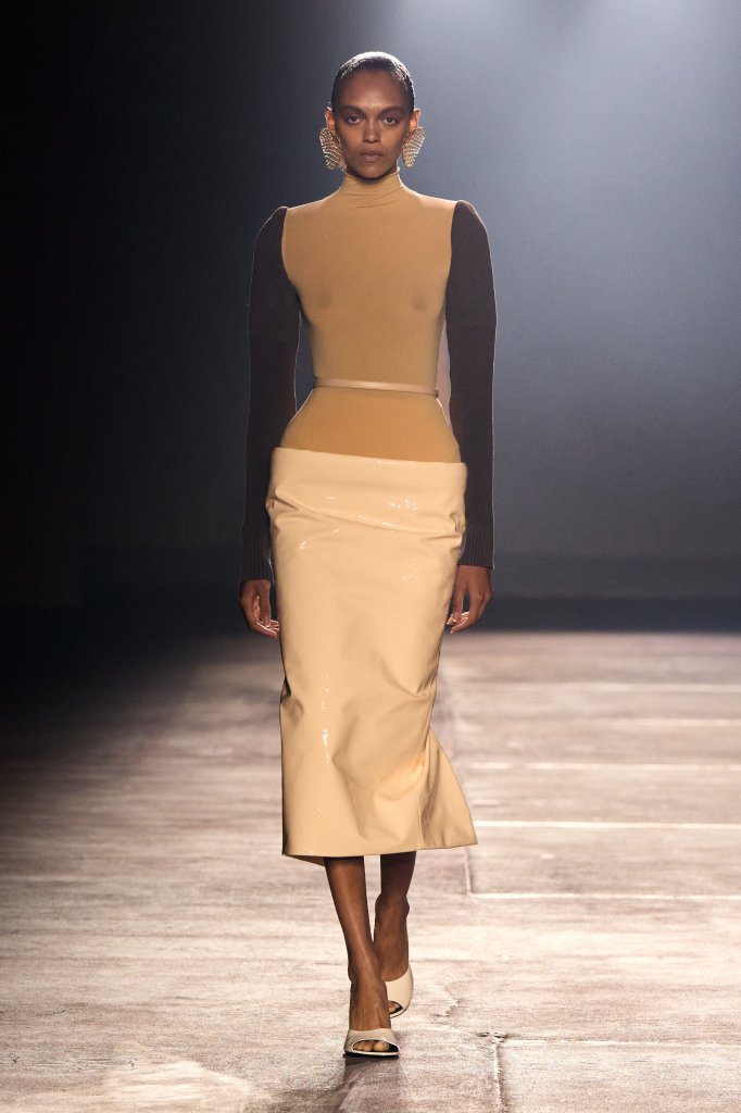 蒂埃里·穆勒 Mugler 2026春夏高级成衣秀 - Paris Spring 2026