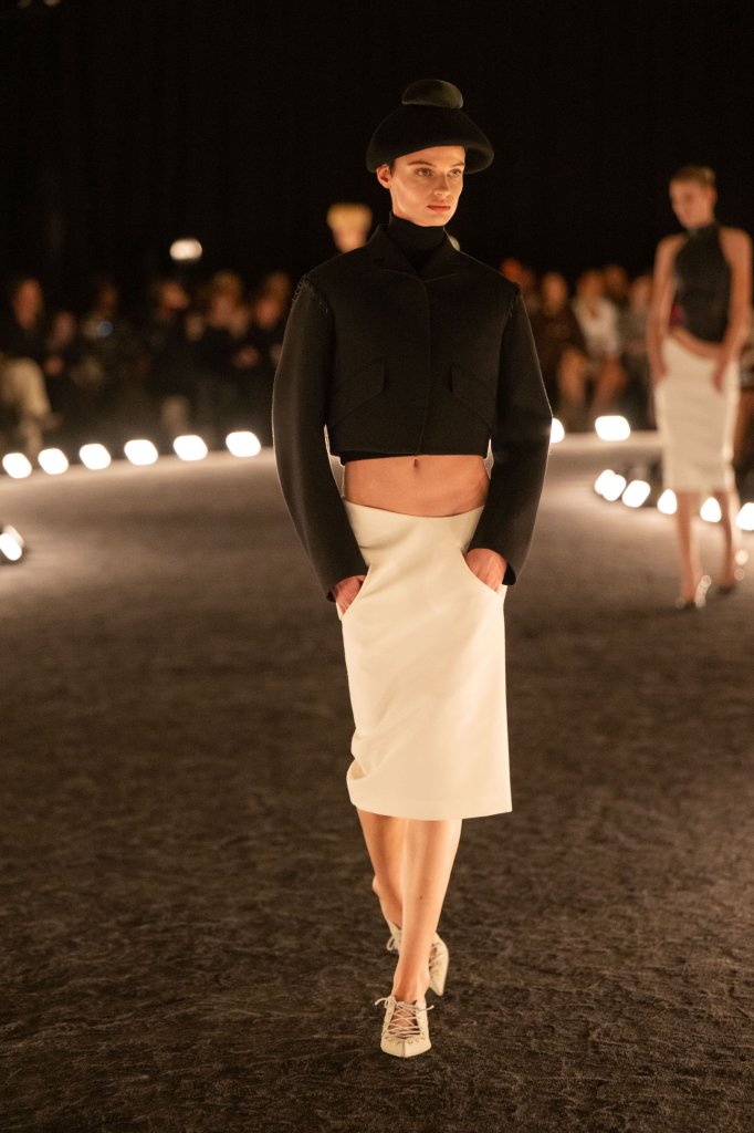 夏帕瑞丽 Schiaparelli 2026春夏高级成衣秀 - Paris Spring 2026