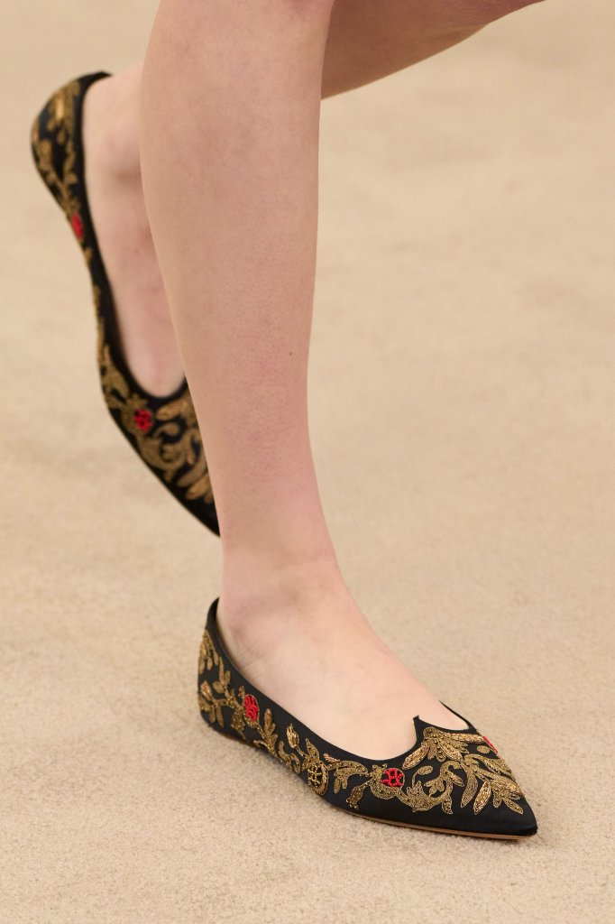 詹巴迪斯塔·瓦利 Giambattista Valli 2026春夏高级成衣秀(细节) - Paris Spring 2026