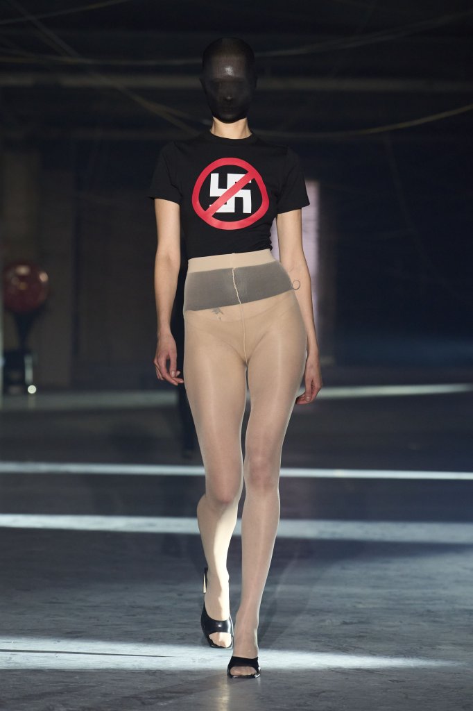 Vetements 2026春夏高级成衣秀 - Paris Spring 2026