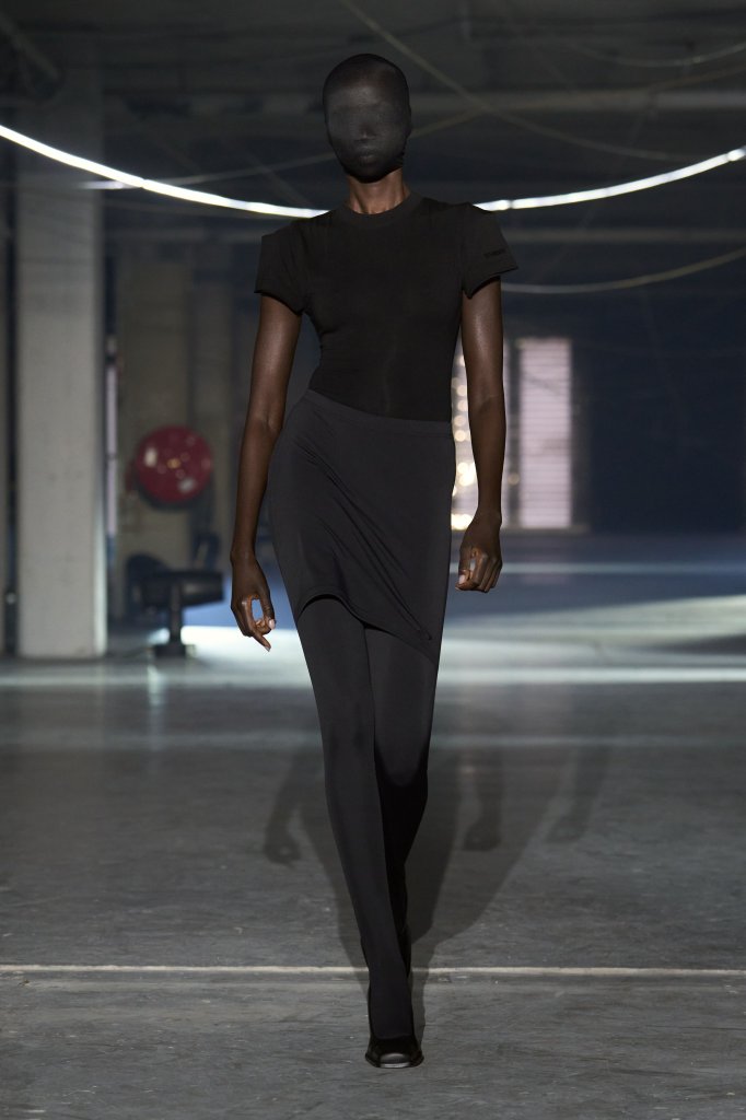 Vetements 2026春夏高级成衣秀 - Paris Spring 2026