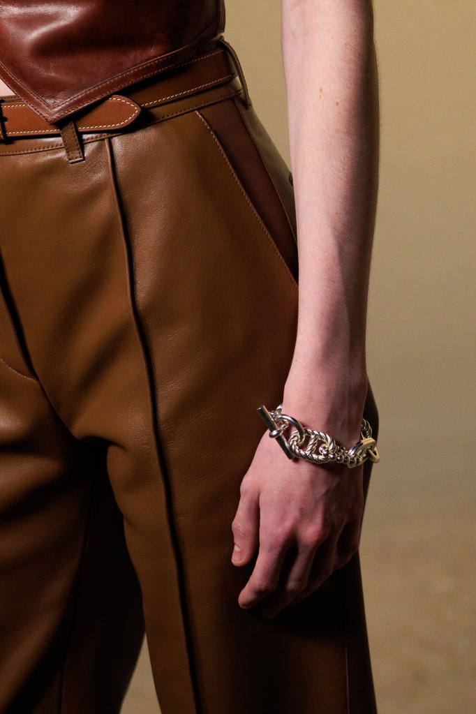 爱马仕 Hermès 2026春夏高级成衣秀(后台妆容) - Paris Spring 2026