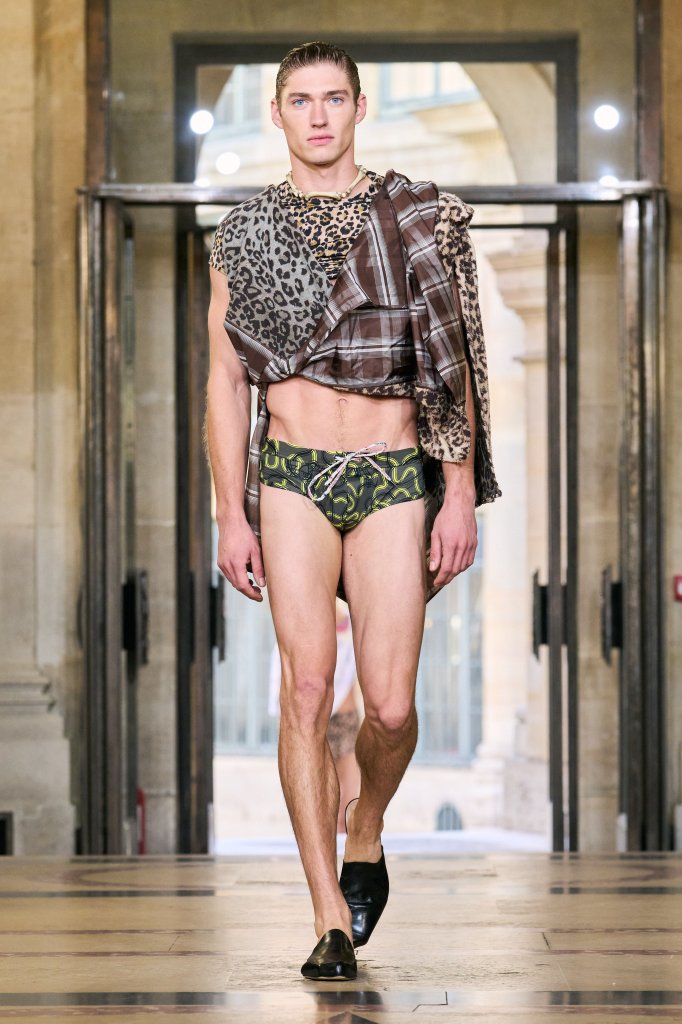 Andreas Kronthaler for Vivienne Westwood 2026春夏高级成衣秀 - Paris Spring 2026