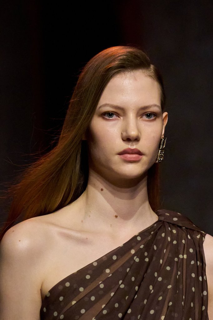 艾莉·萨博 Elie Saab 2026春夏高级成衣秀(细节) - Paris Spring 2026