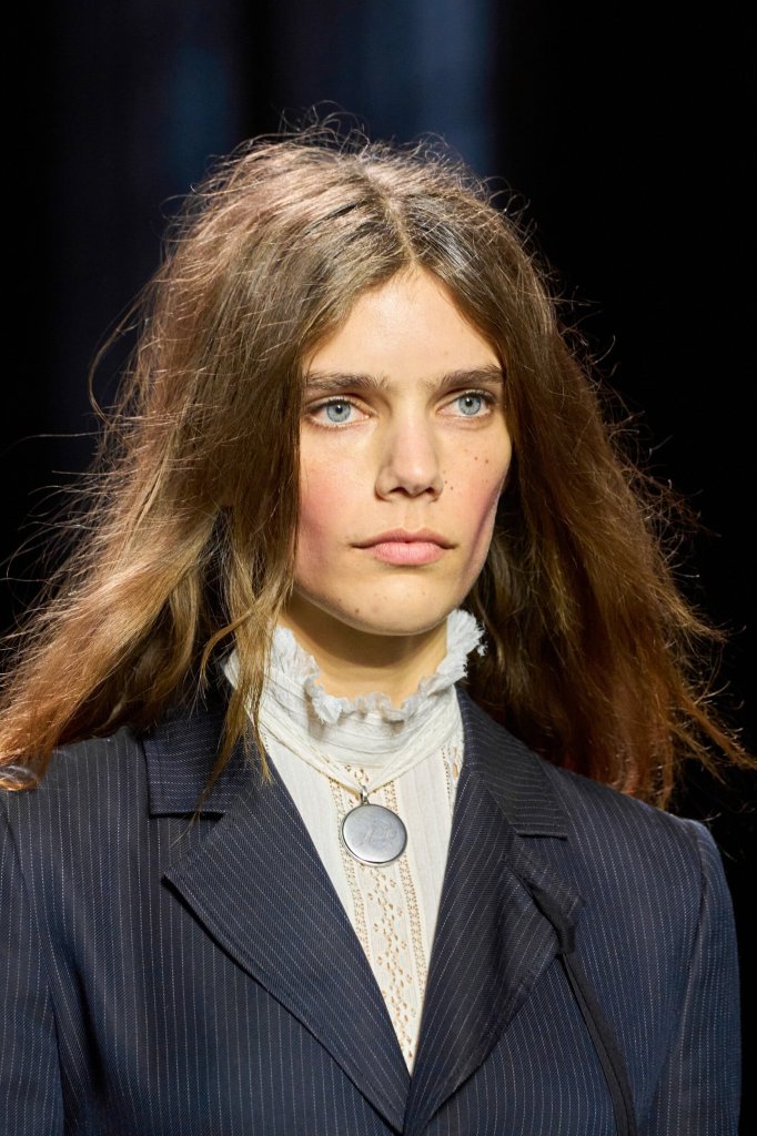 安·迪穆拉米斯特 Ann Demeulemeester 2026春夏高级成衣秀(细节) - Paris Spring 2026