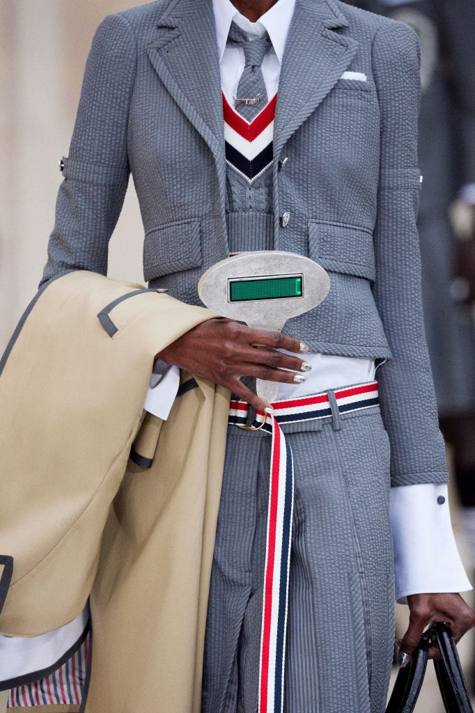 桑姆·布郎尼 Thom Browne 2026春夏高级成衣秀(细节) - Paris Spring 2026