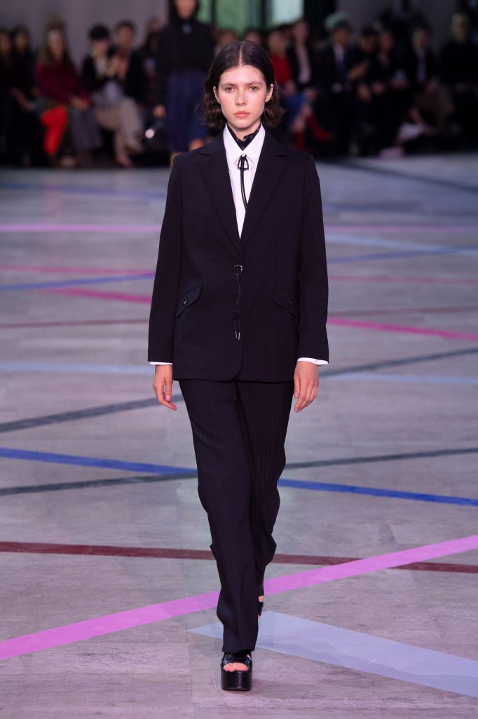 夏姿·陈 Shiatzy Chen 2026春夏高级成衣秀 - Paris Spring 2026