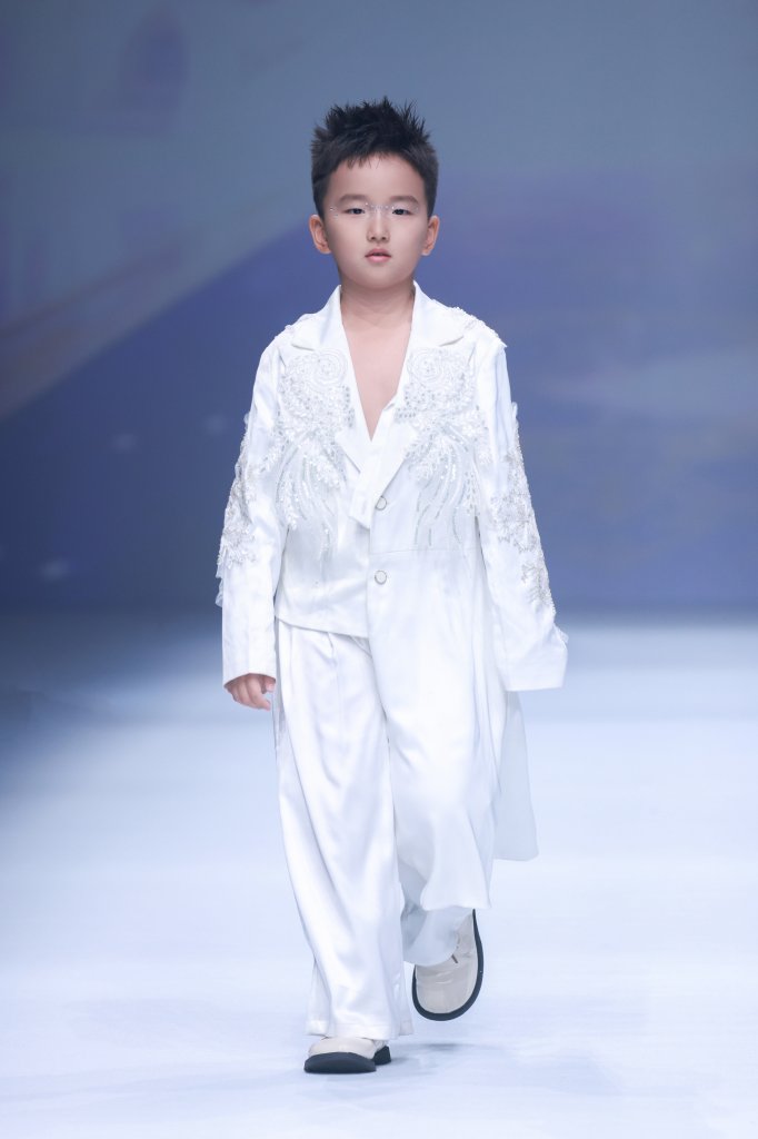 BELIA BELEI · 孙思宇丨童话小镇 2025/26秋冬童装秀 - Beijing Fall 2025
