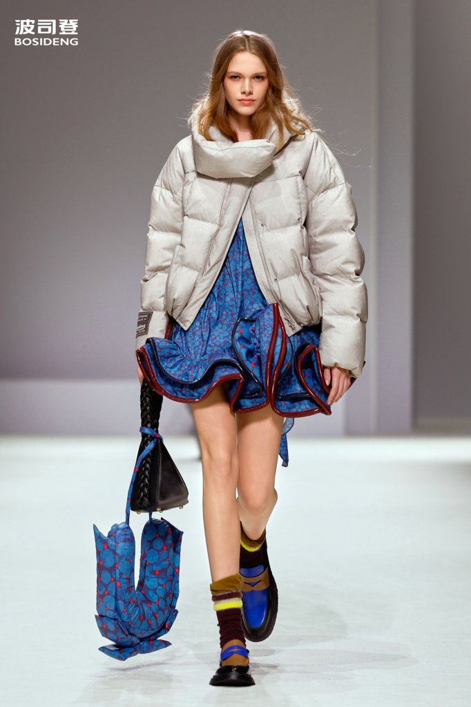 波司登 BOSIDENG 2026春夏高级成衣秀