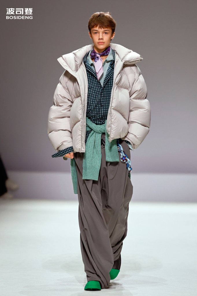 波司登 BOSIDENG 2026春夏高级成衣秀