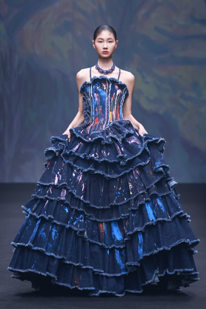 CHENWEN studio 陈闻 x 曌艺者 2025/26秋冬高级成衣秀 - Beijing Fall 2025