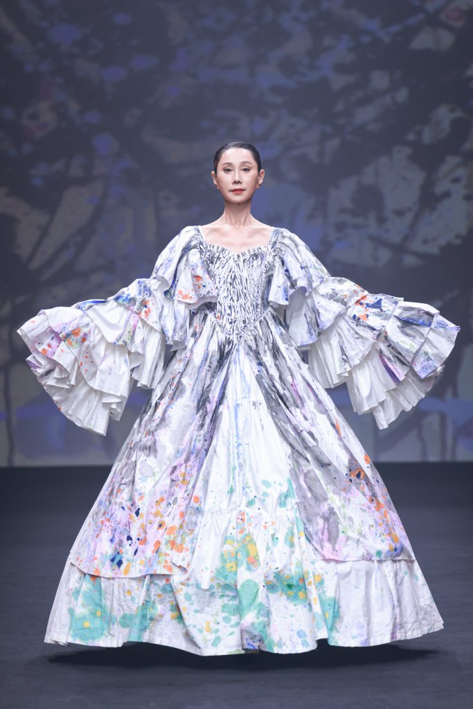 CHENWEN studio 陈闻 x 曌艺者 2025/26秋冬高级成衣秀 - Beijing Fall 2025