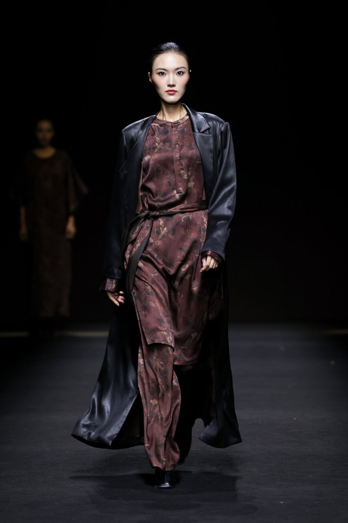 栖香锦 淘宝服饰超级时装发布 - Beijing Fall 2025