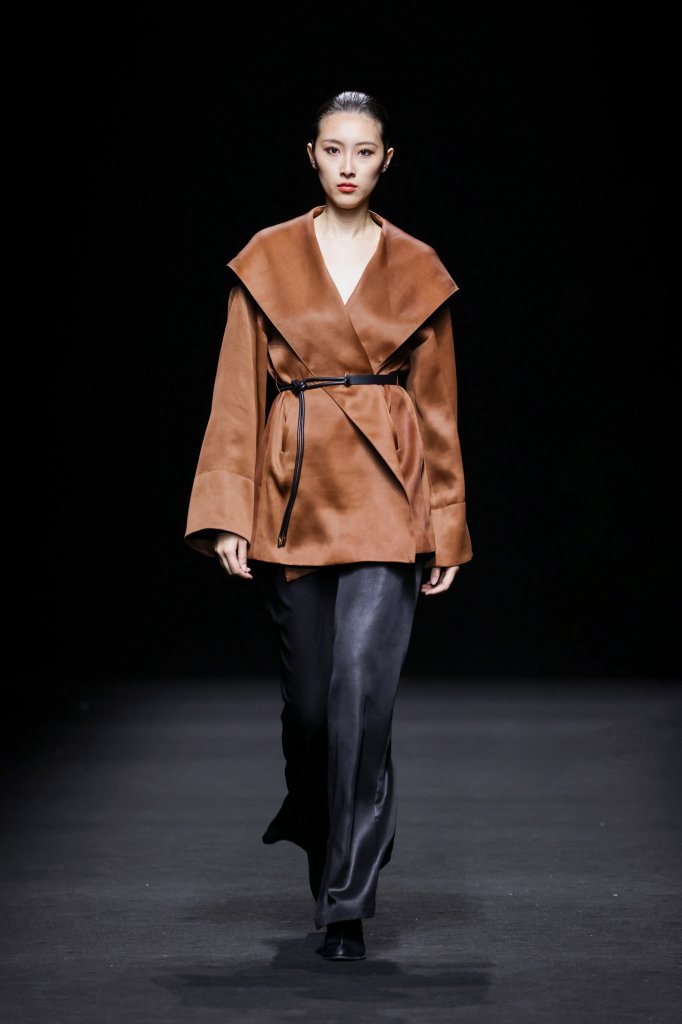 栖香锦 淘宝服饰超级时装发布 - Beijing Fall 2025