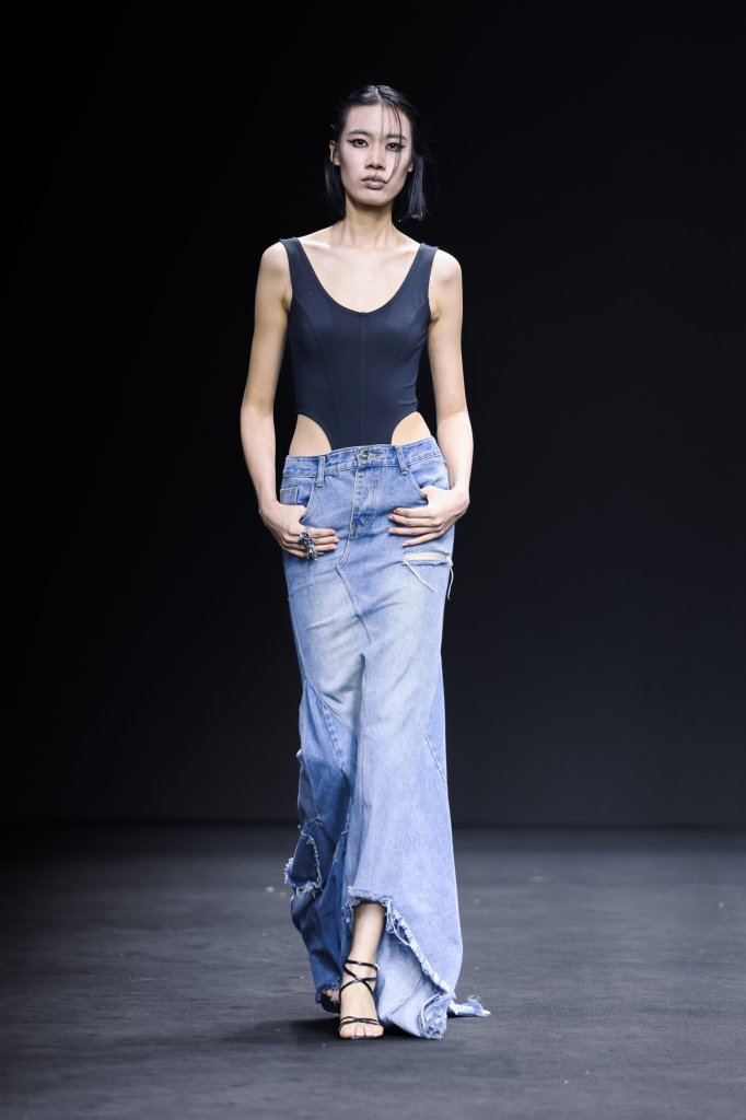 RILLKEM · 任柯明 2025/26秋冬高级成衣秀 - Beijing Fall 2025