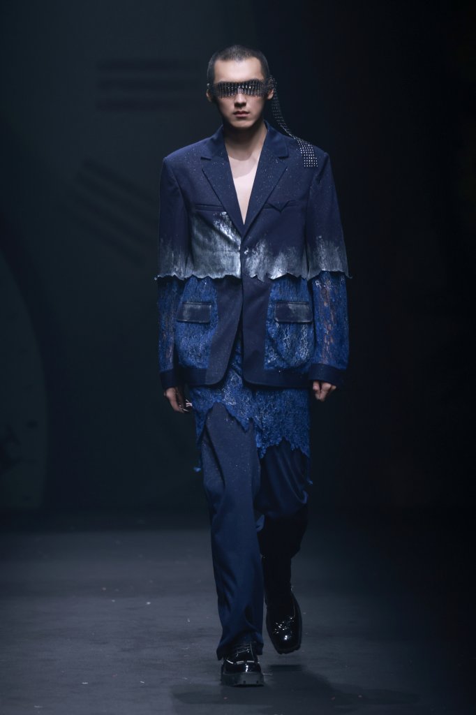 浮梦客 FUMENGKE·李梦华 2025/26秋冬高级成衣秀 | 10+3 | 柯桥日 - Beijing Fall 2025