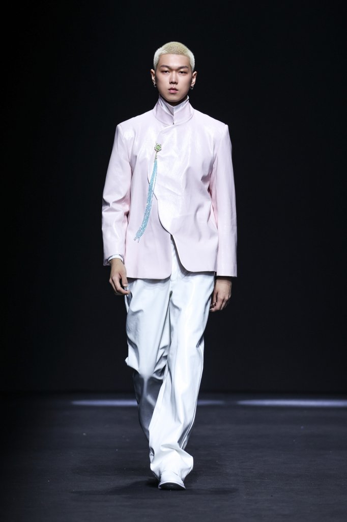 京司坊 · 雷傲 2026春夏高级成衣秀 | 10+3 | 柯桥日 - Beijing Fall 2025