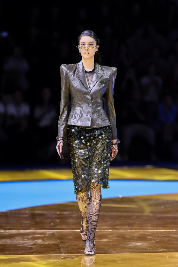 马婧思 MAGGIE MA 2026春夏高级成衣秀 - Beijing Fall 2025