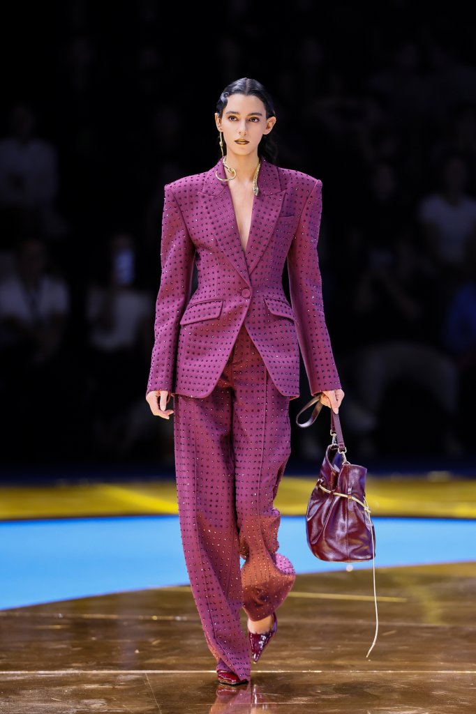 马婧思 MAGGIE MA 2026春夏高级成衣秀 - Beijing Fall 2025