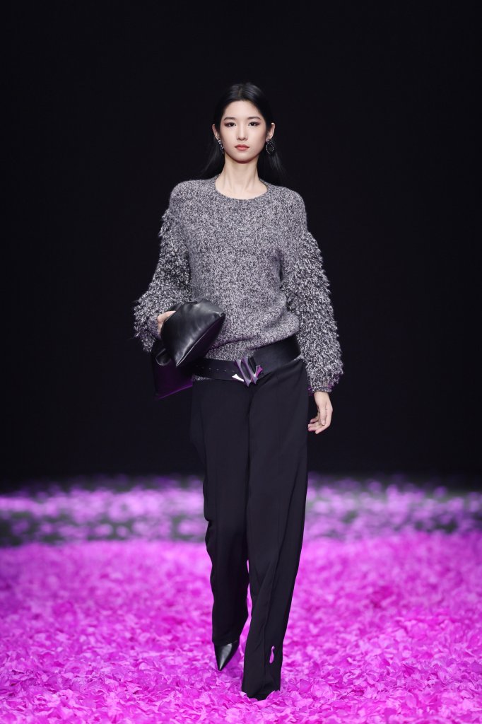 迪丝嫚苓 DISIMAN.LING · 韩苓 2026春夏高级成衣秀 - Beijing Fall 2025