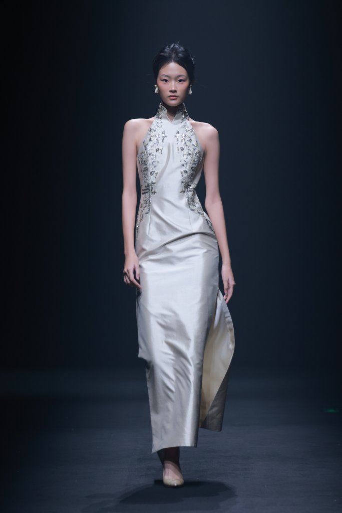 晒谷场 SETGAOL · 冯君竹 2026春夏高级成衣秀 - Beijing Fall 2025