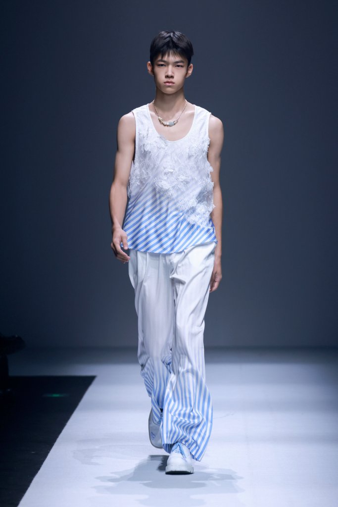 CHENGGUANGWANG·王晨光 2026春夏高级成衣秀 - Beijing Fall 2025