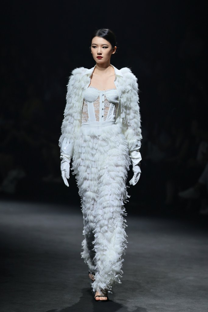 WOAVE · 王冬 | 10+3 2026春夏高级成衣秀 - Beijing Fall 2025