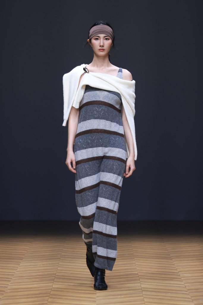 URA-MON · 童丽婷 | 10+3 | 盛泽日 2026春夏高级成衣秀 - Beijing Fall 2025