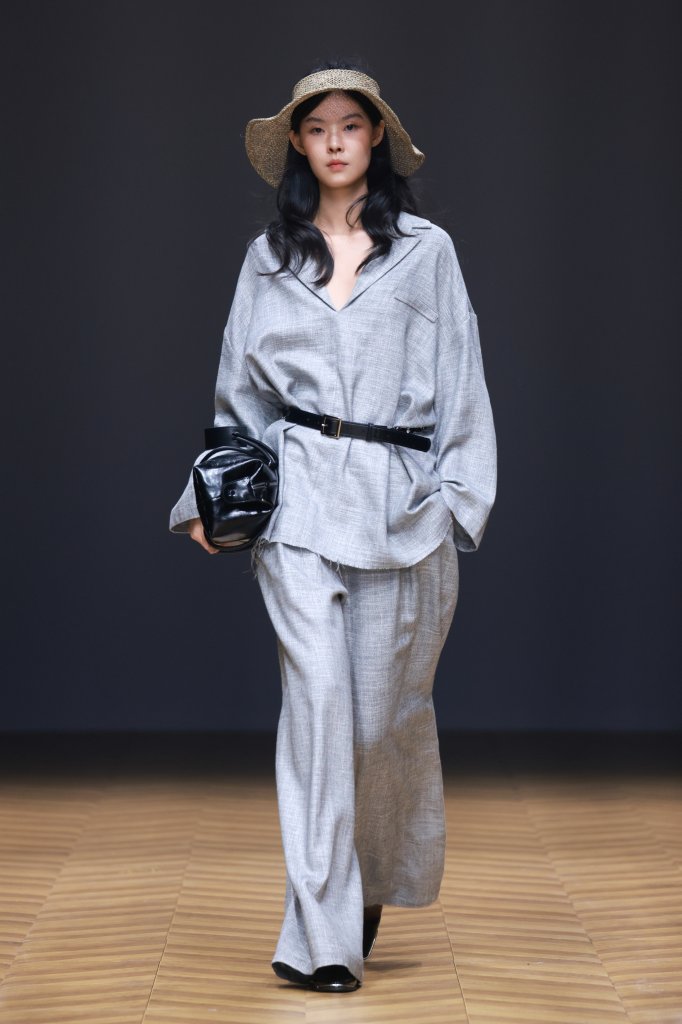 URA-MON · 童丽婷 | 10+3 | 盛泽日 2026春夏高级成衣秀 - Beijing Fall 2025