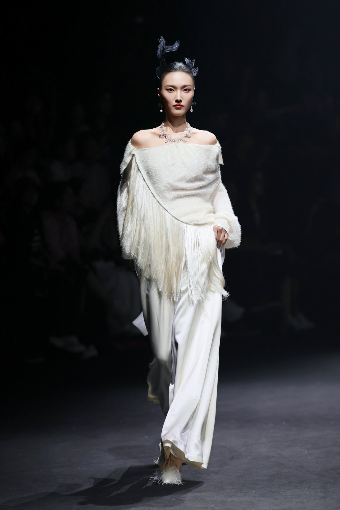 NUNU NONO 2026春夏高级成衣秀 - Beijing Fall 2025