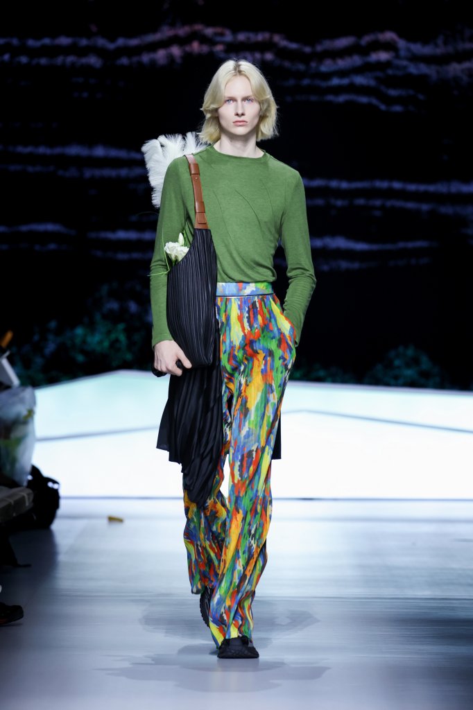 地缦 DEMAINZ · 陈致画 2026春夏高级成衣秀 - Beijing Fall 2025