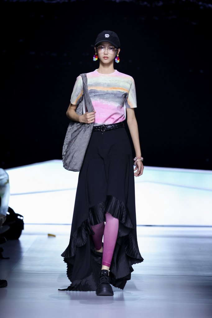 地缦 DEMAINZ · 陈致画 2026春夏高级成衣秀 - Beijing Fall 2025