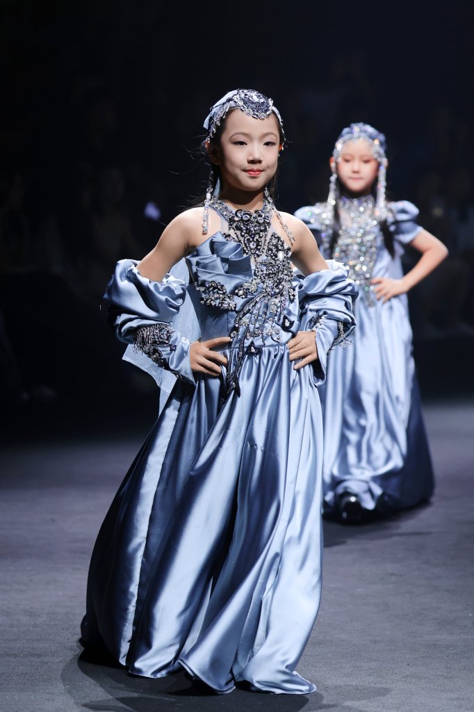 安妮·玛奇朵 Anne Macchiatto · 马良 | DPARK 2026春夏童装秀 - Beijing Fall 2025